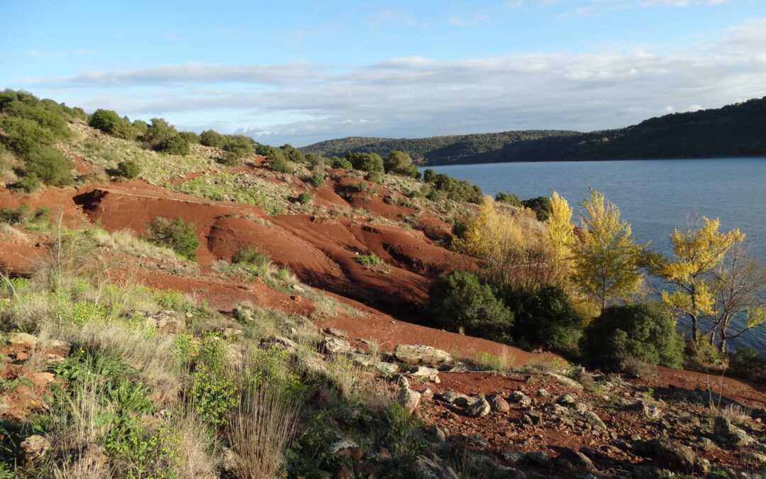 Salagou lake